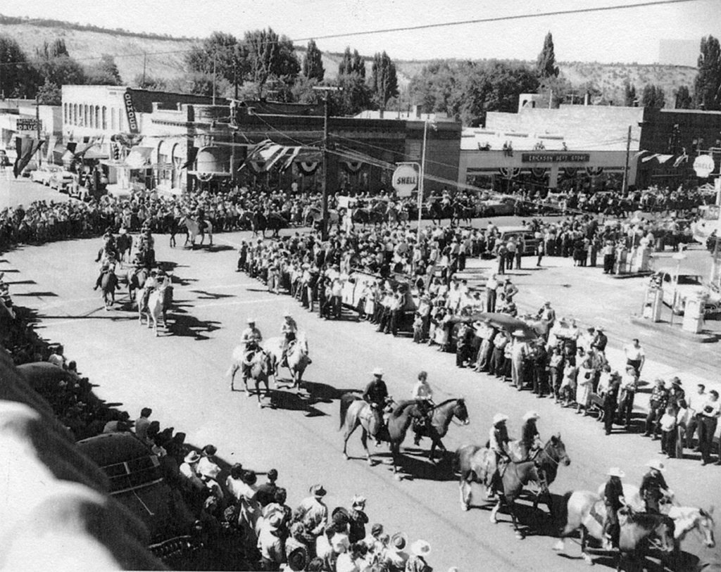 Rodeo Parade in Prineville 1953-55